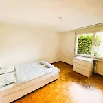 Large Flats, Hwa - Self Checkin Apartment