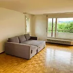 Large Flats, Hwa - Self Checkin Apartment *