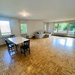 Large Flats, Hwa - Self Checkin Apartment