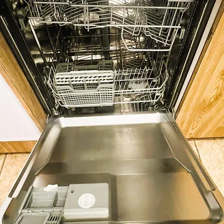 Large Flats, Hwa - Self Checkin דירה