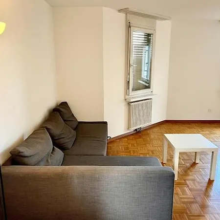 Large Flats, Hwa - Self Checkin زيورخ