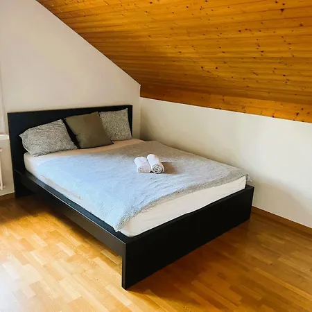 Large Flats, Hwa - Self Checkin