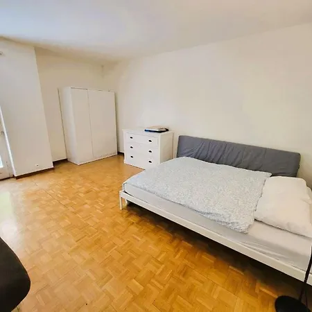 Center Flats With Balcony - Rigid *