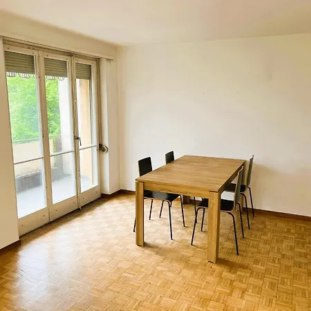 Center Flats With Balcony - Rigid Apartment Zurich