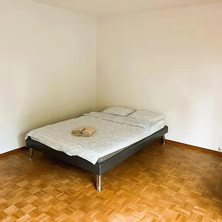 Center Flats With Balcony - Rigid