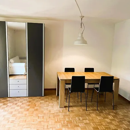 Center Flats With Balcony - Rigid Apartment Zurich