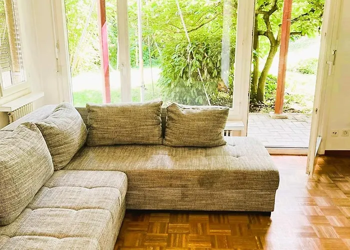 Large Flats, Hwa - Self Checkin * Zurigo