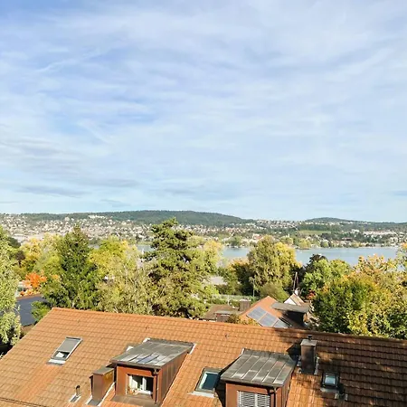 With View And Balcony In The Center Of Hwa Apartment