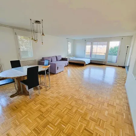 Apartment With View And Balcony In The Center Of Hwa *